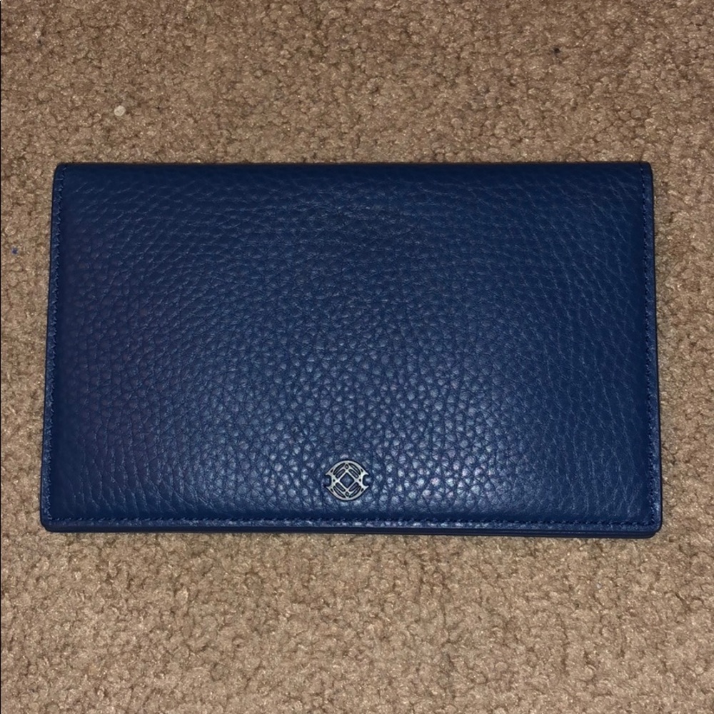 Dagne Dover Travel Wallet like new